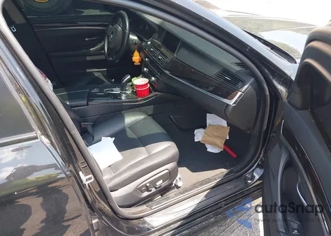 2016 BMW 528I из США, поврежденный, VIN WBA5A5C52GG351627